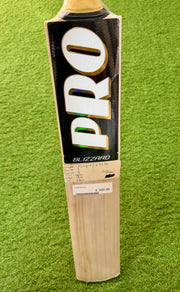 PRO Blizzard Cricket Bat