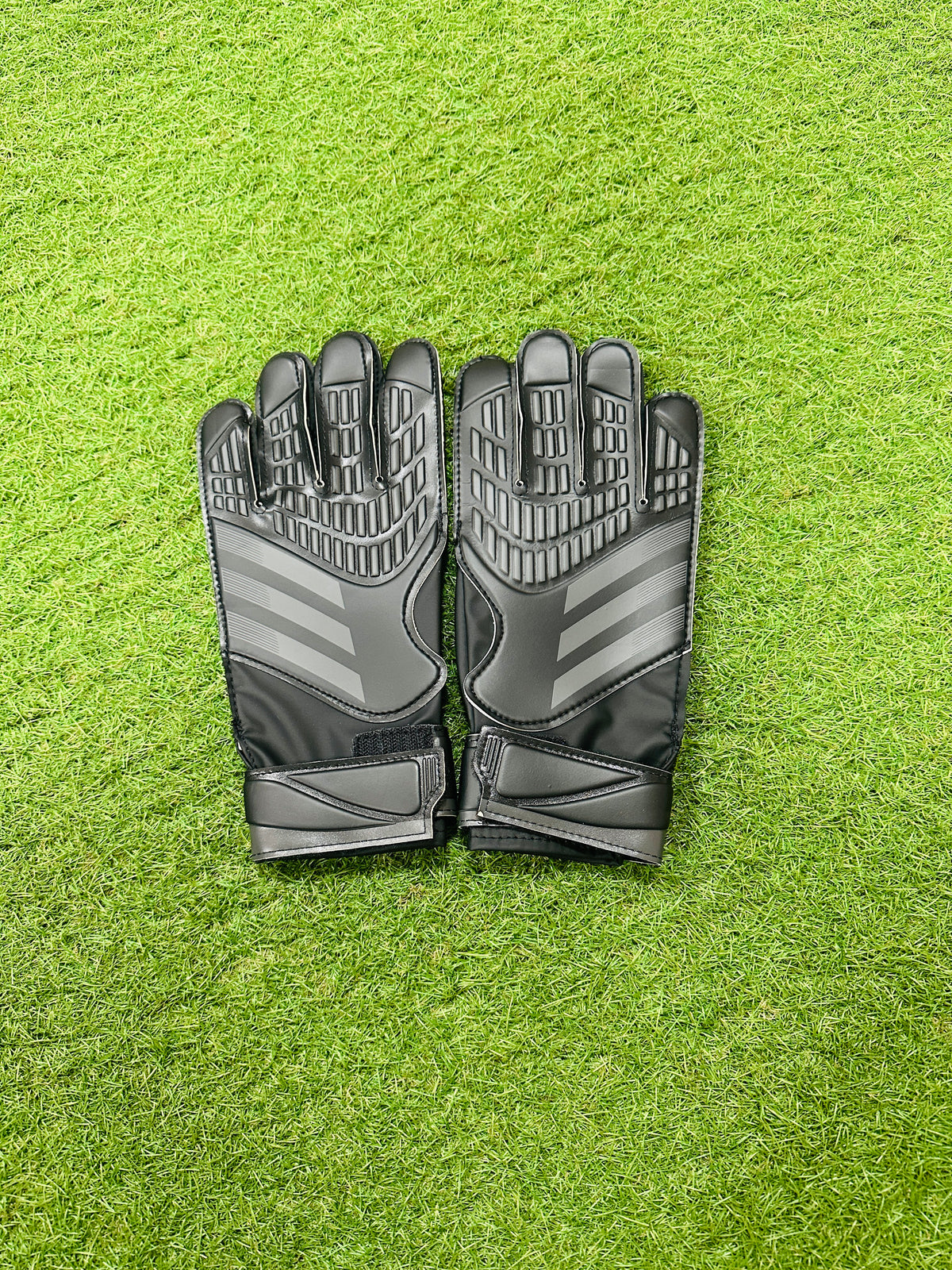 ADIDAS Adults Predator Goalkeeper Gloves