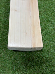 MRF Legend VK18 Size 5 Junior Cricket Bat
