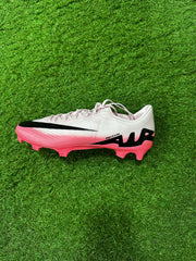 NIKE Zoom Vapor 15 Academy FG/MG Football Shoes