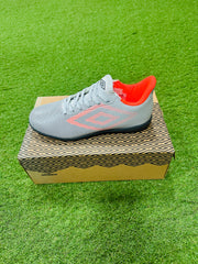 Umbro Velocita Matrix 1.0 Soft Football Junior Shoes - White