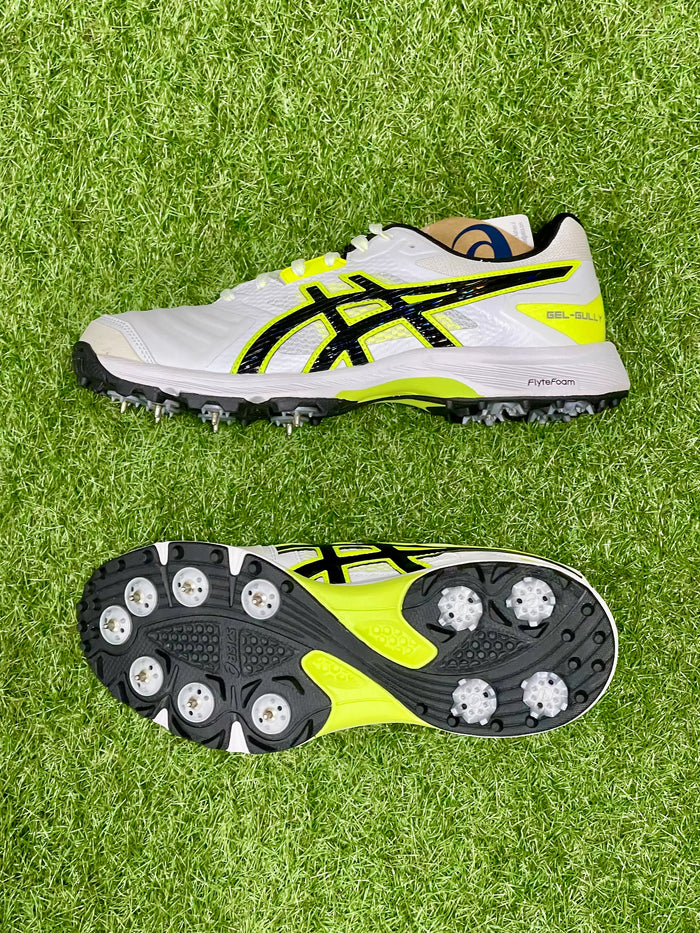 Asics Gel Gully 7 Spike Cricket Shoes - White/Safety Yellow image 1