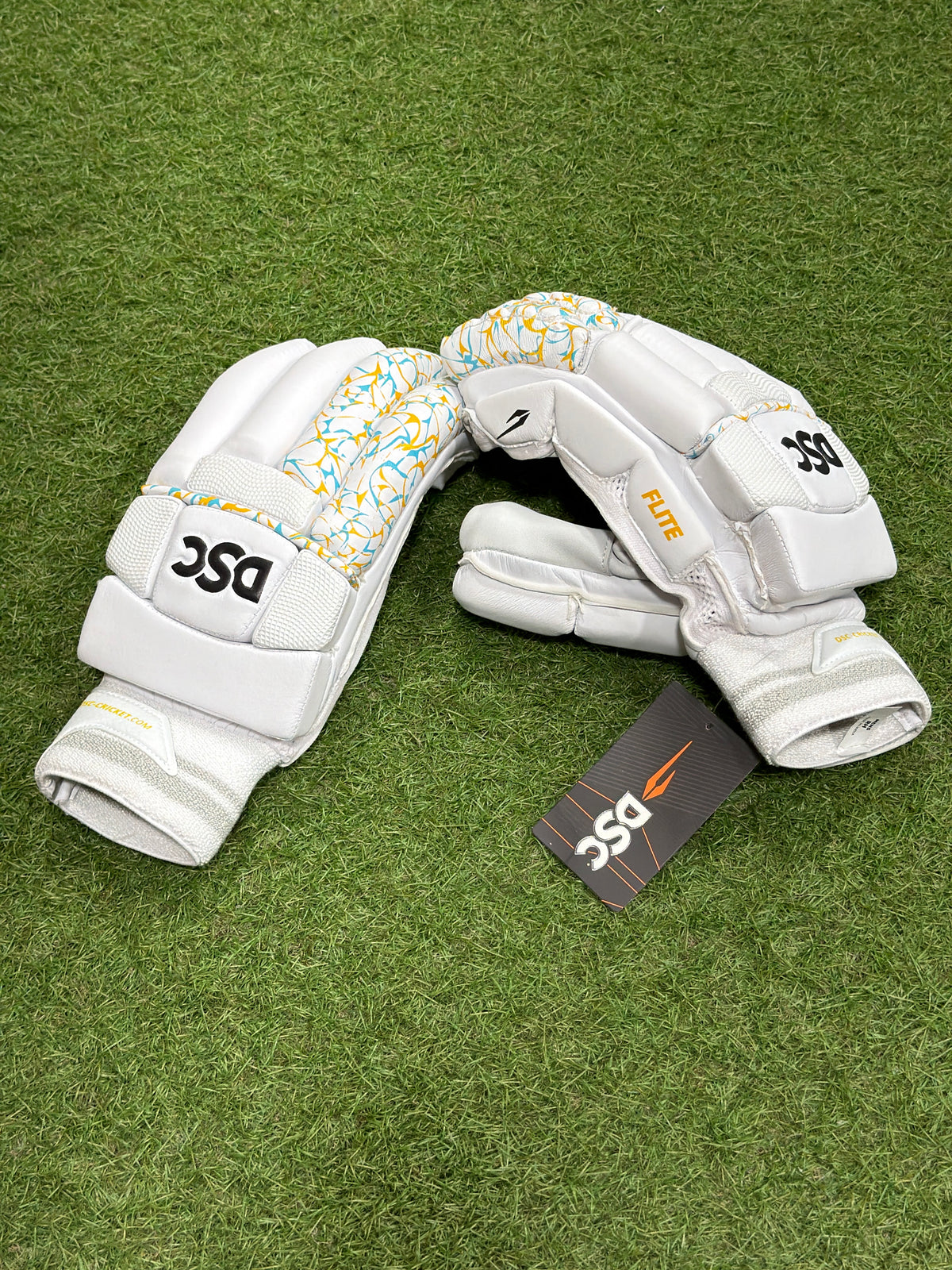 DSC Flite Cricket Batting Gloves