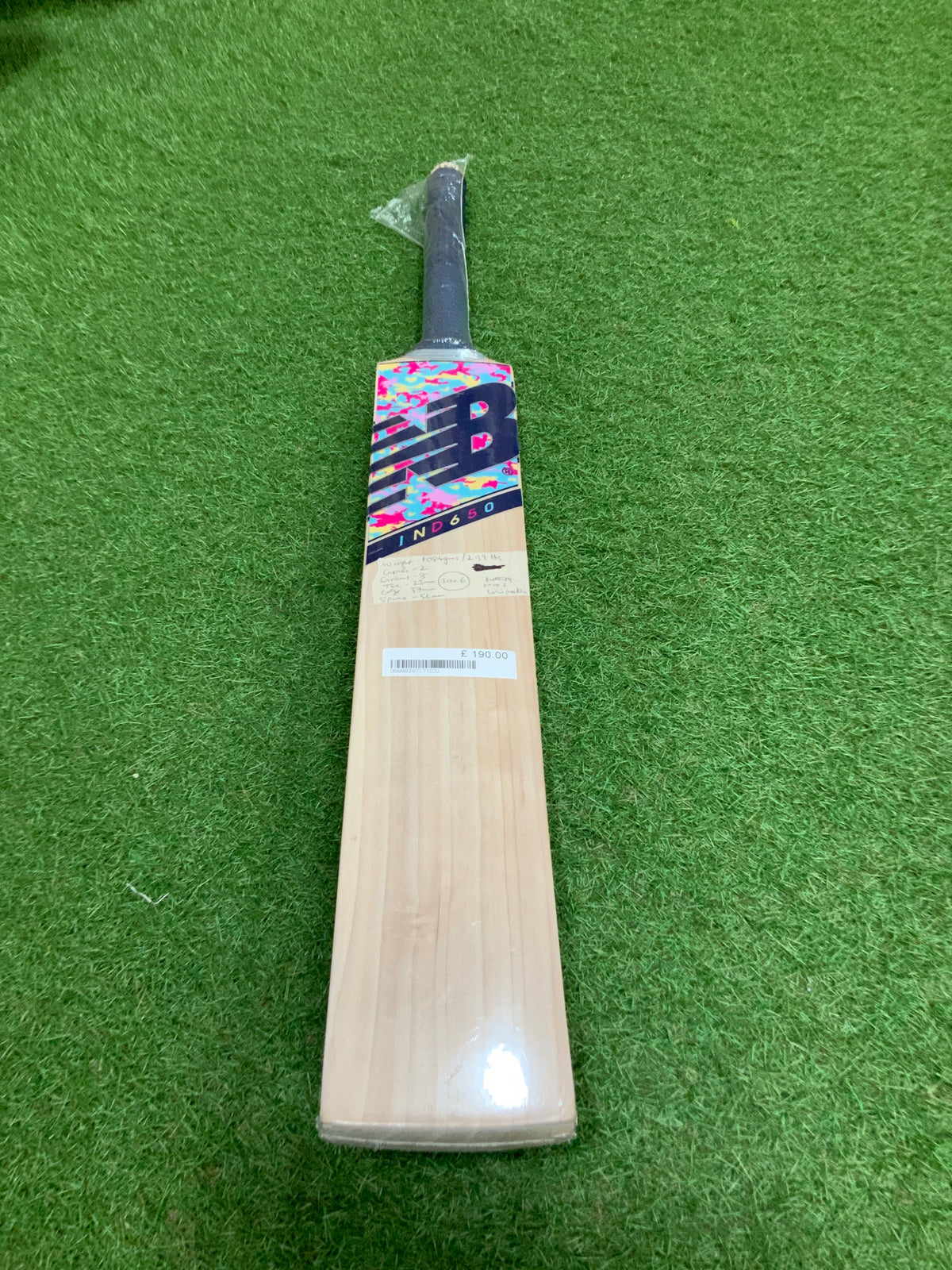 NEW BALANCE IND 650 Size 6 Cricket Bat