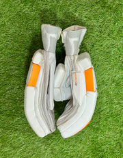 DSC Krunch 5.0 Cricket Batting Gloves