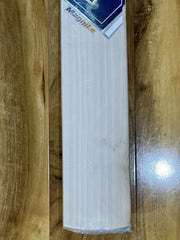 EM Magnite Cricket Bat