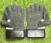EM Player Edition Wicket Keeping Gloves - Image 3