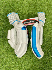 Gray Nicolls Club Collection Cricket Batting Gloves image 4