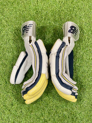 New Balance BURN 6i Cricket Batting Gloves - View 4