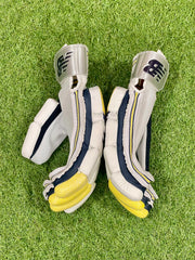 New Balance BURN 8i Cricket Batting Gloves - View 4