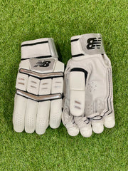 New Balance Heritage 10i Pro Cricket Batting Gloves - View 2