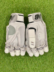 New Balance Heritage 10i Pro Cricket Batting Gloves - View 5