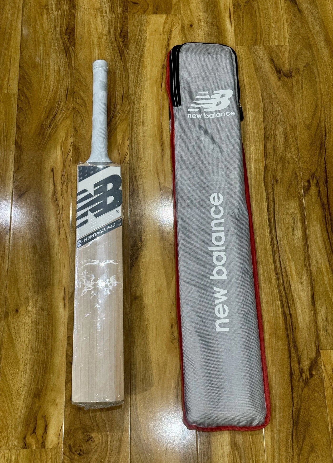 NEW BALANCE Heritage 840 Cricket Bat