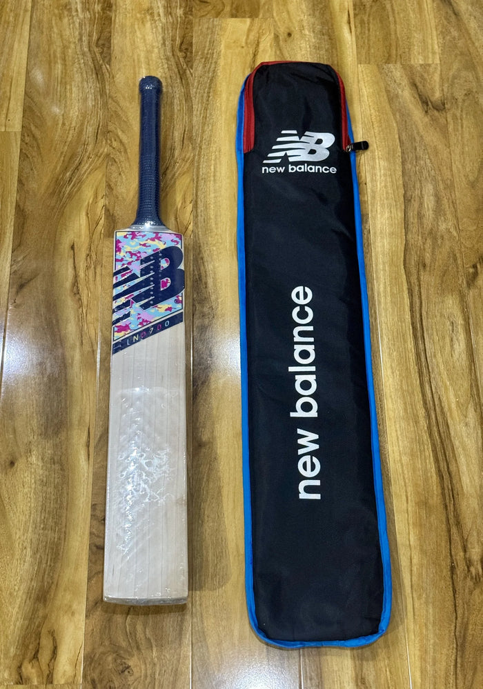 New Balance IND 700 Cricket Bat