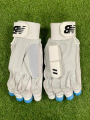 New Balance TC 8i Cricket Batting Gloves - View 5
