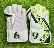 SG Club Boys Cricket Junior Wicket Keeping Gloves - Image 2
