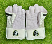 SG Club Boys Cricket Junior Wicket Keeping Gloves - Image 3