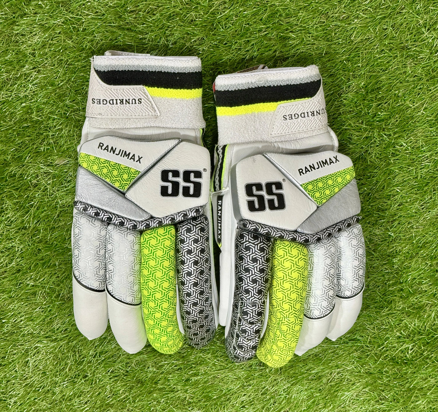 SS Ranjimax Cricket Batting Gloves