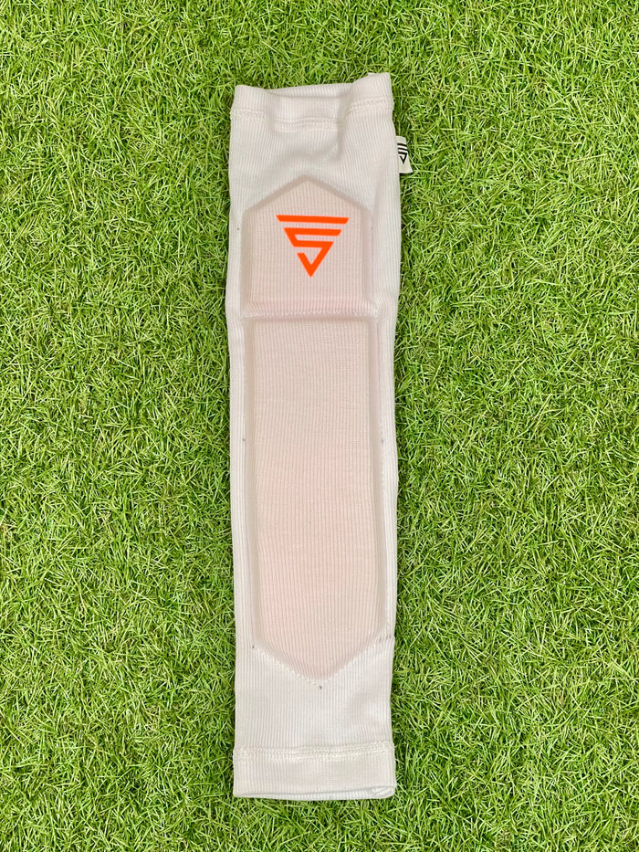 Versant GC Cricket Elbow Guard