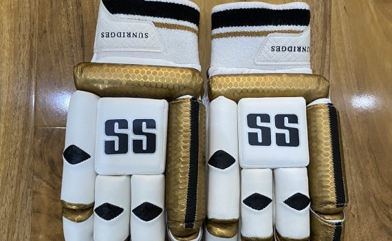 SS Players Edition Gold Knuckle Batting Gloves