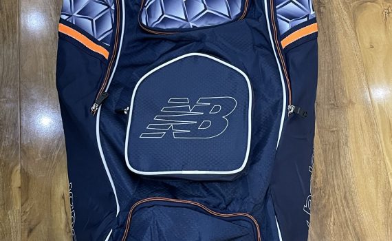 New Balance Players Pro 100 Duffle Kit Bag with Wheels – Mens